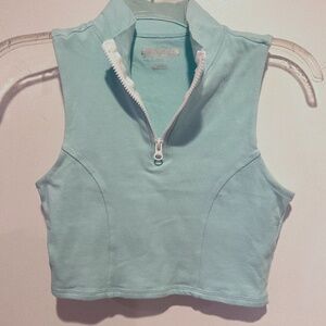 FOREVER 21 - Women’s XS light blue sporty sleeveless top - Like new